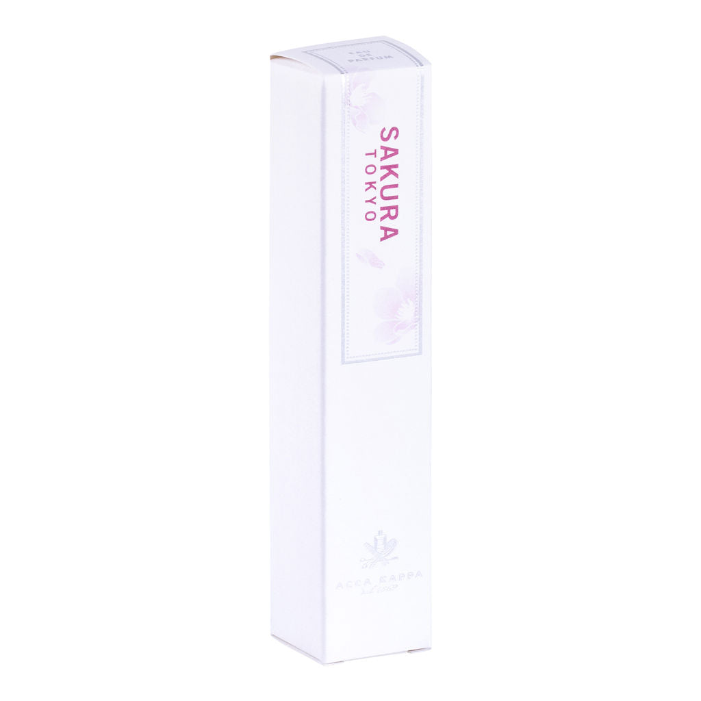 Sakura EDP 0.5 fl. oz.